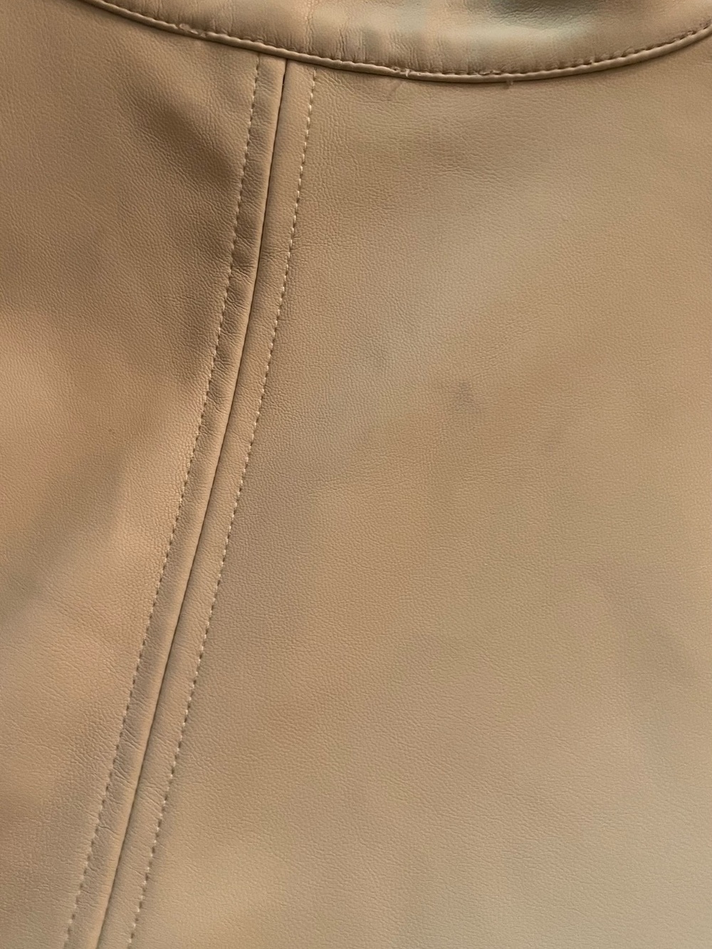Evereve vegan leather puff sleeve blouse split v-neck cream fall large - Picture 6 of 6